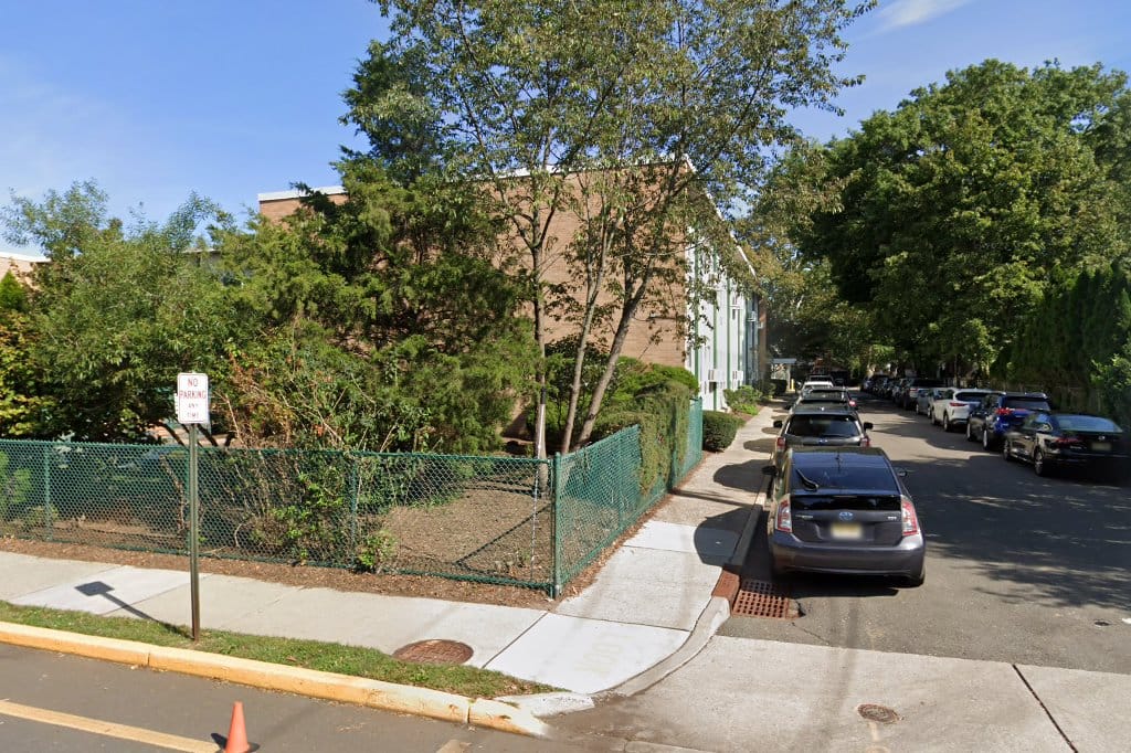 Travell School