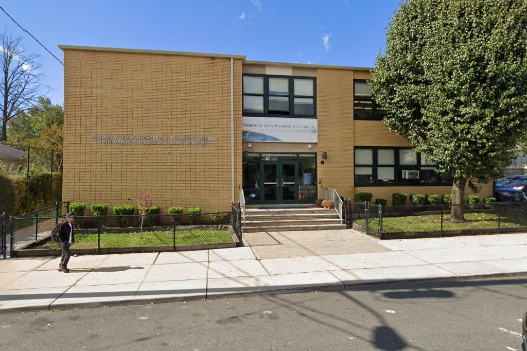 No 7 Herence C Reilly Elementary School