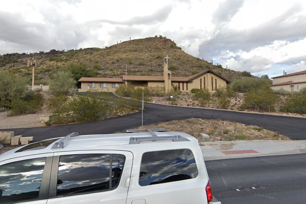 Holy Cross Lutheran School