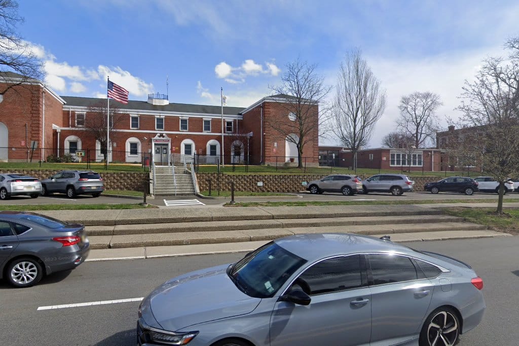 Maywood Ave School