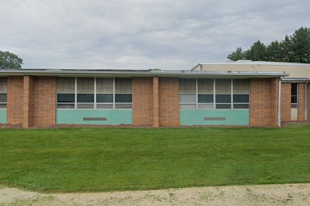 Washington Memorial Elementary School