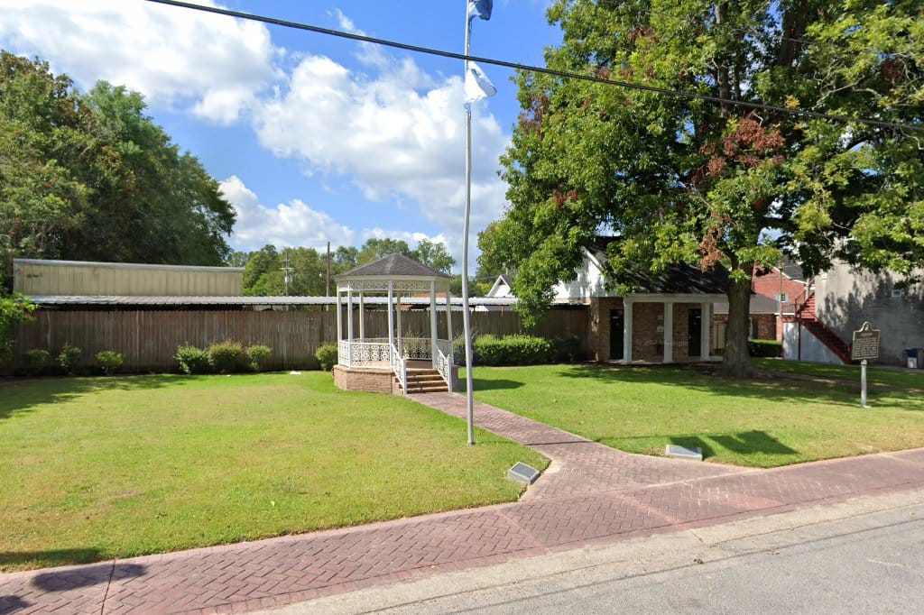 Jacksons Mayor's Court