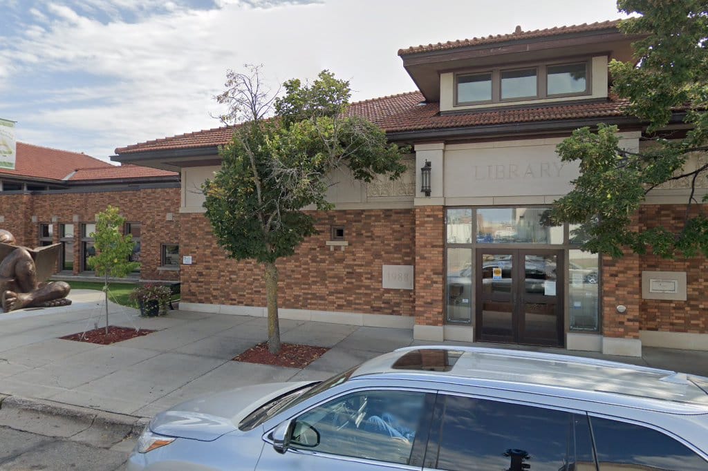 Detroit Lakes Public Library