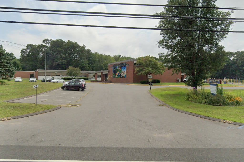 Pleasant Valley School