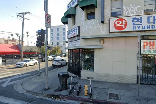 Hyundai Drugs Pharmacy