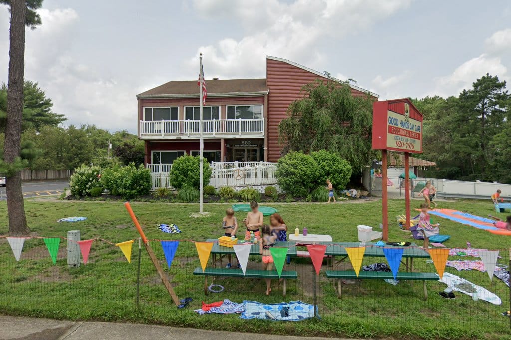 Good Hands Day Care Center
