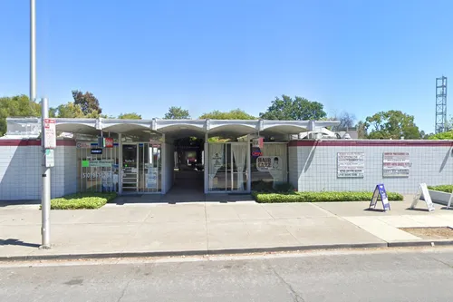 Newark Hallers Pharmacy