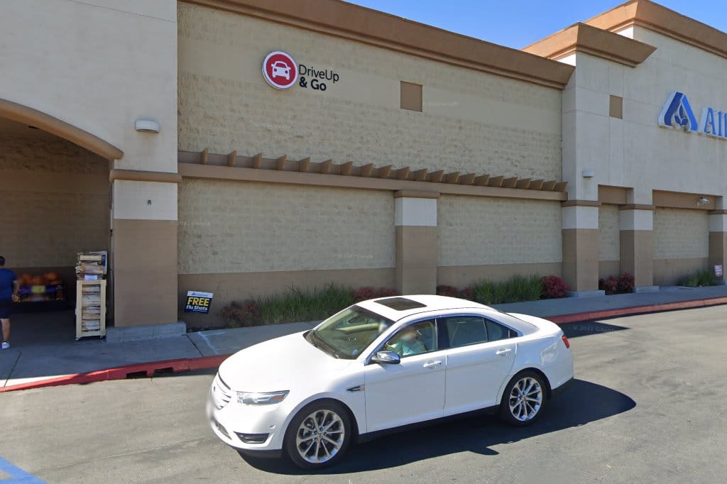 Albertsons-Savon Pharmacy