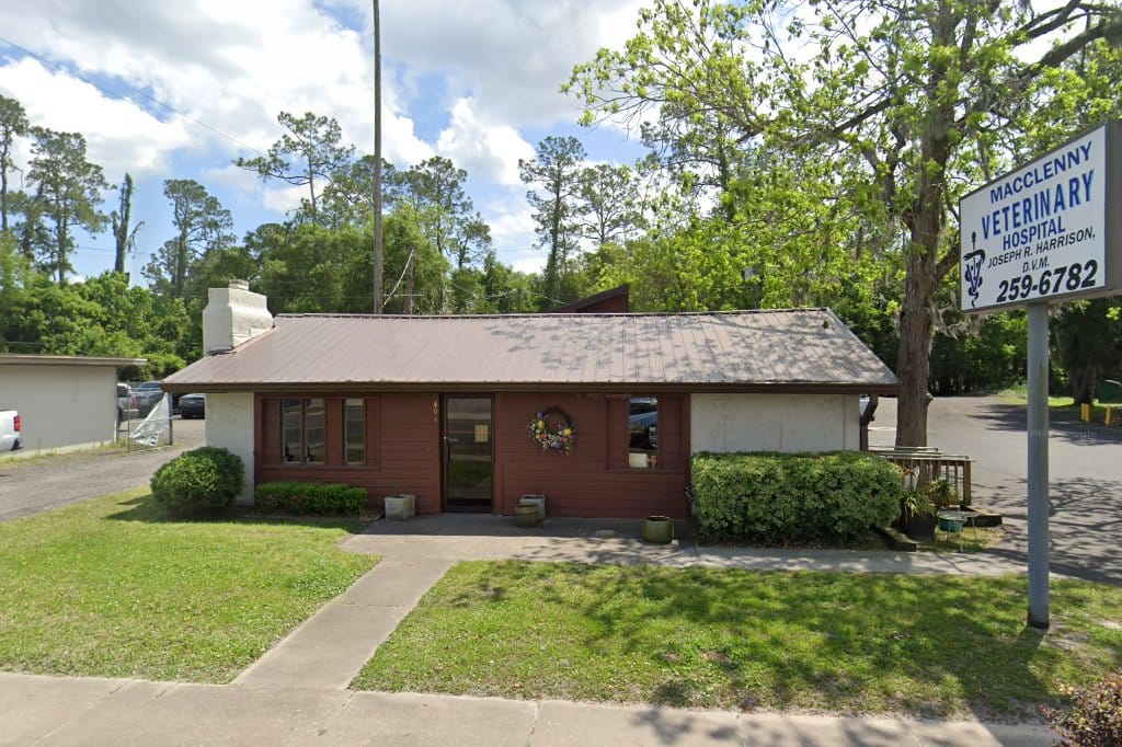 Mac Clenny Veterinary Hospital