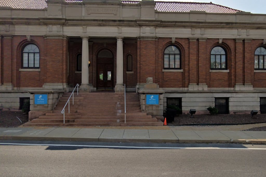 St. Louis Public Library