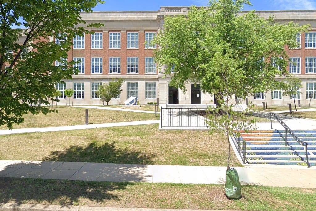 The Washington Metropolitan High School
