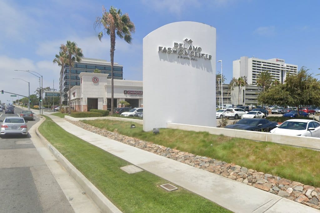 Del Amo Professional Pharmacy