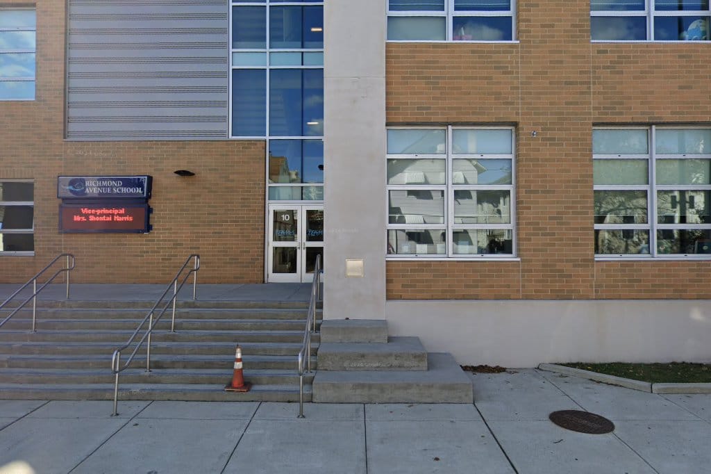 Richmond Ave School