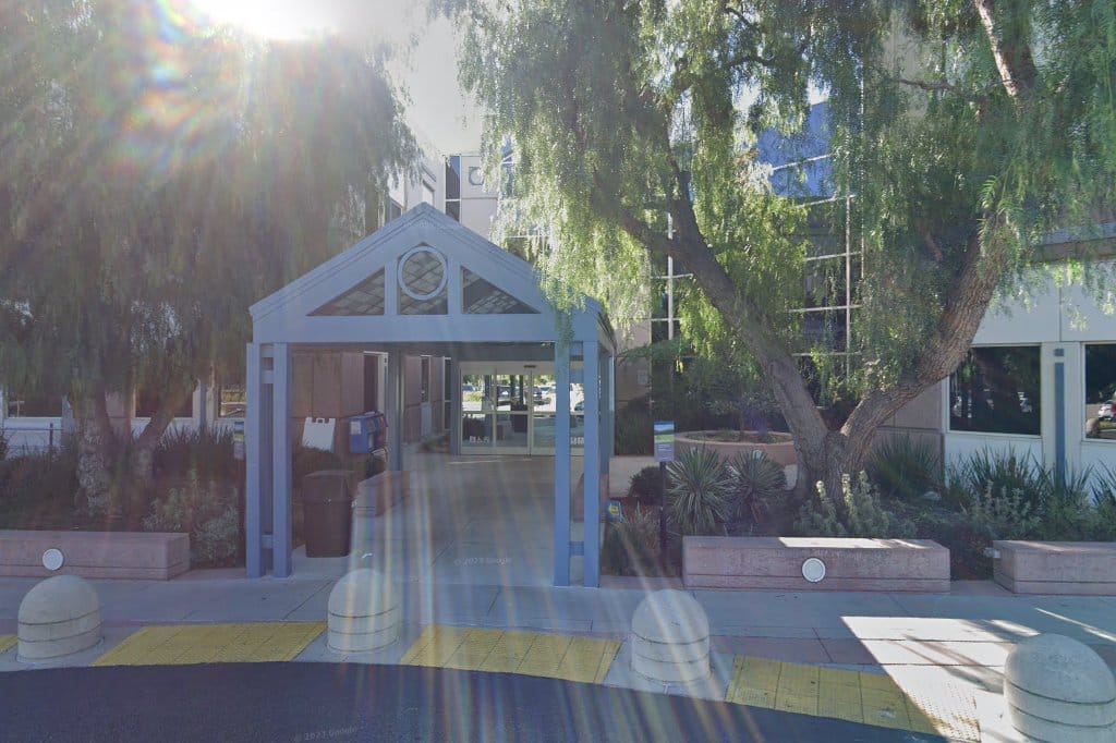 Kaiser Permamente Santa Clarita Medical Offices Pharmacy