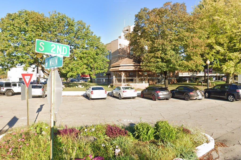 Ozark Circuit Court