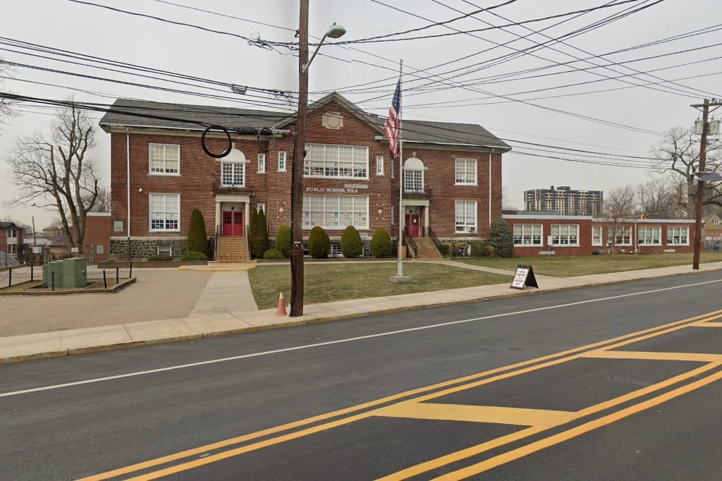 Number 4 School
