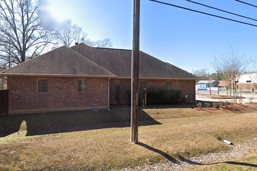 Cross Point Veterinary Hospital