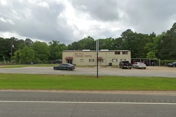 Pine Hills Veterinary Hospital