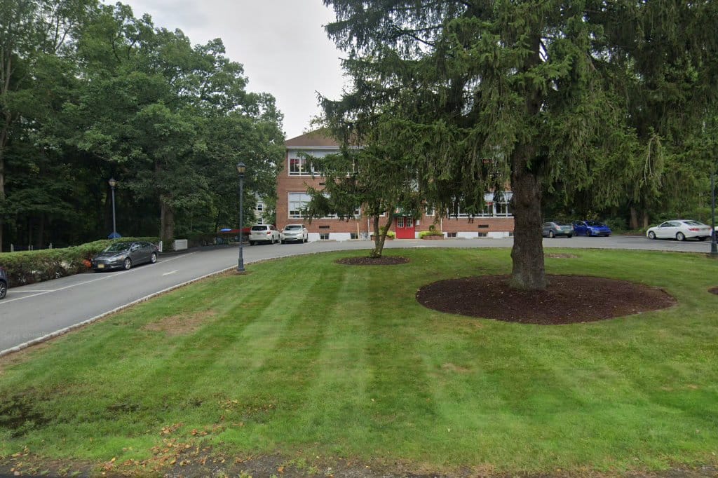 Apple Montessori Schools