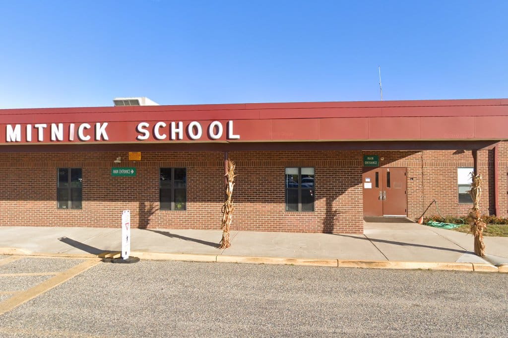 Carl T Mitnick School
