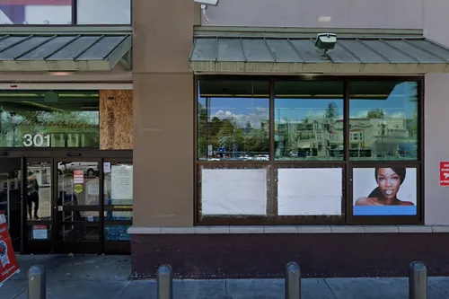 Walgreens Pharmacy