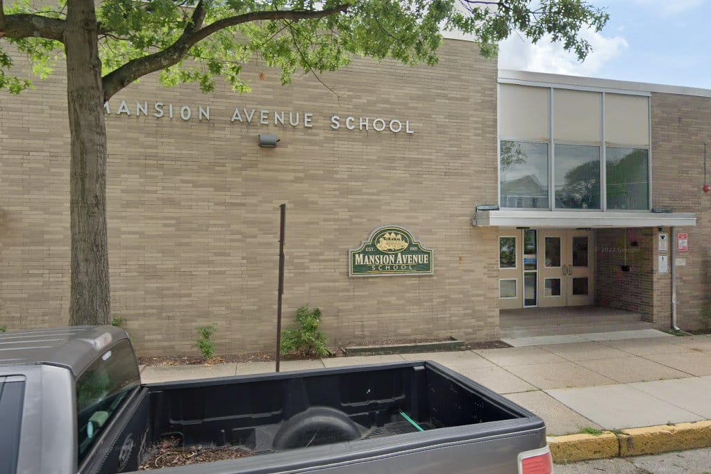 Mansion Avenue School
