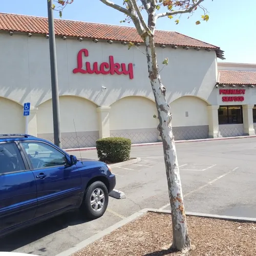 Lucky Supermarkets Pharmacy