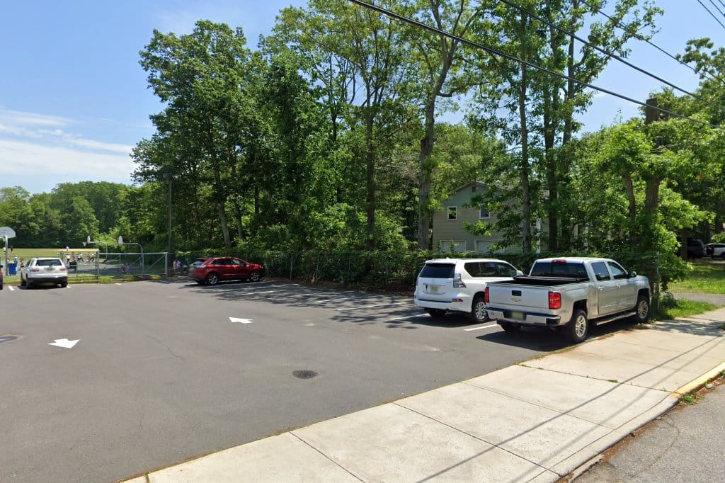 Bayville Elementary School