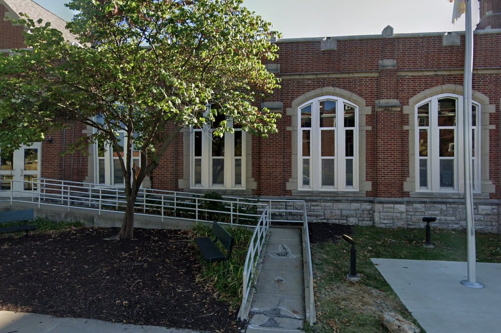 Robert E Lee Elementary School
