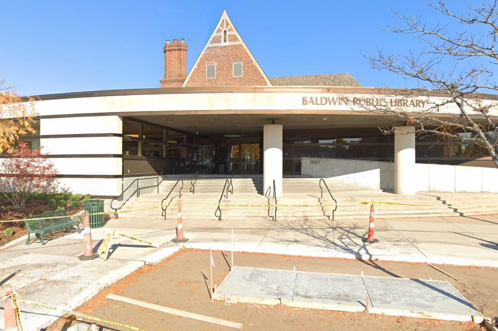 Baldwin Public Library