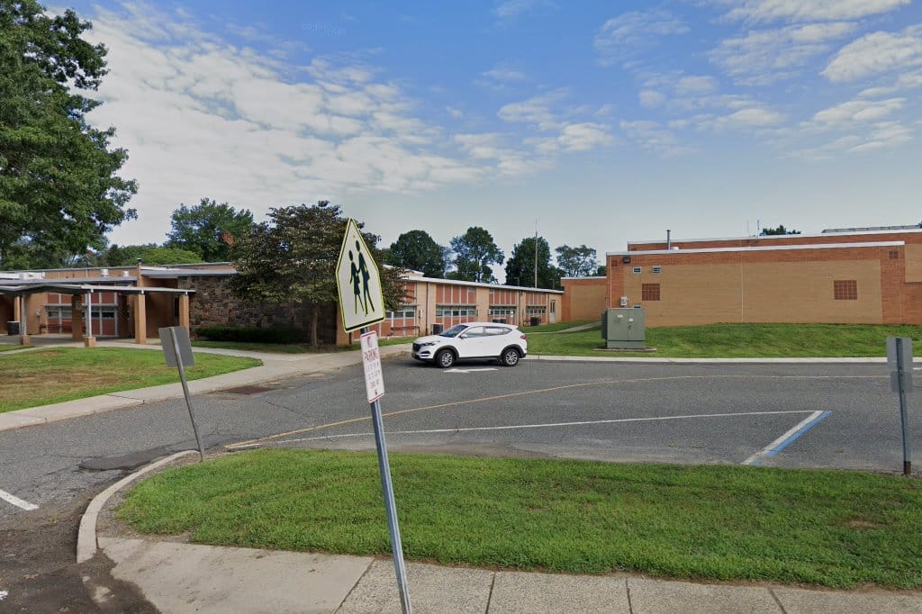 Laura Donovan School