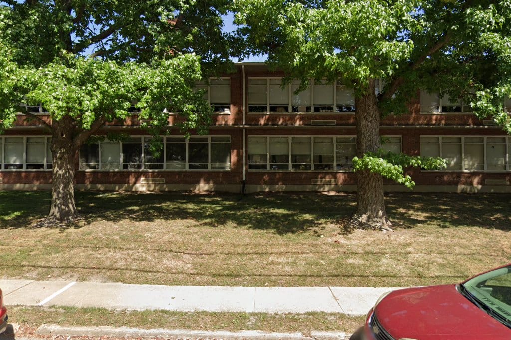 Dewey Elementary School