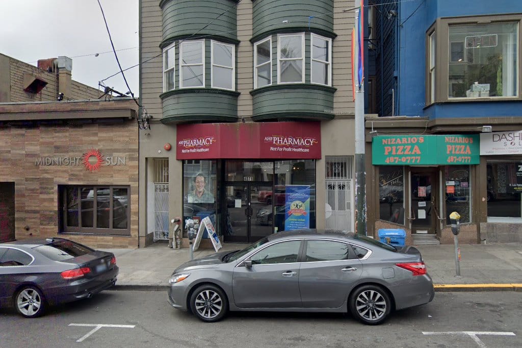 Moms Pharmacy