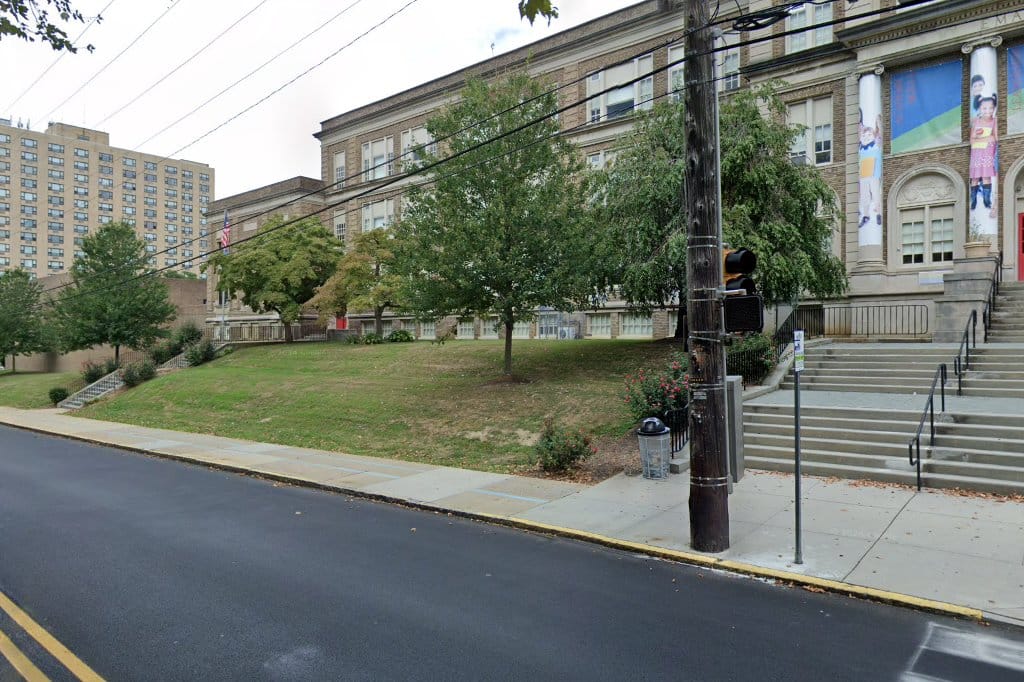 Warner Elementary School
