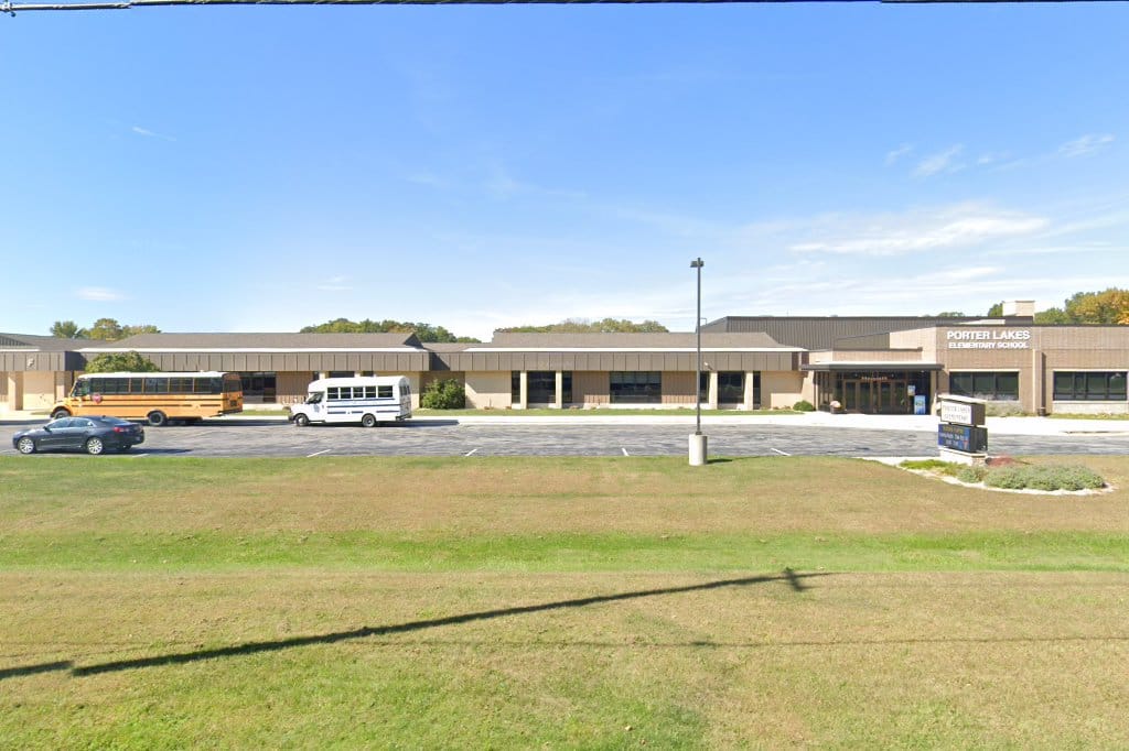Porter Lakes Elementary School