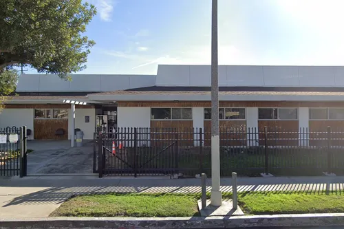 Los Angeles County Wilmington Health Center Pharmacy