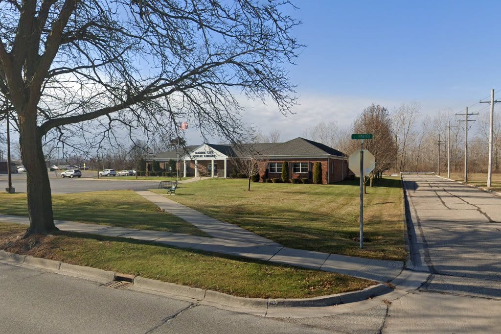 Marine City Library
