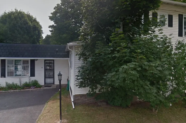 Four Paws Holistic Veterinary Hospital