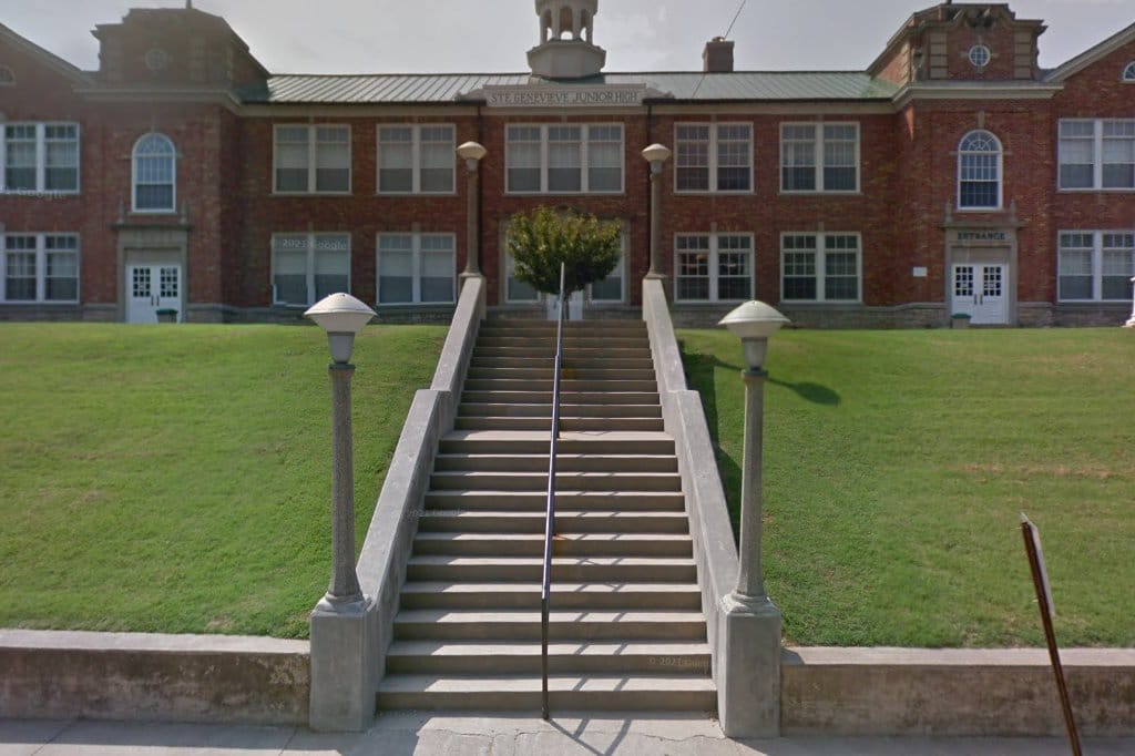 Ste Genevieve Middle School