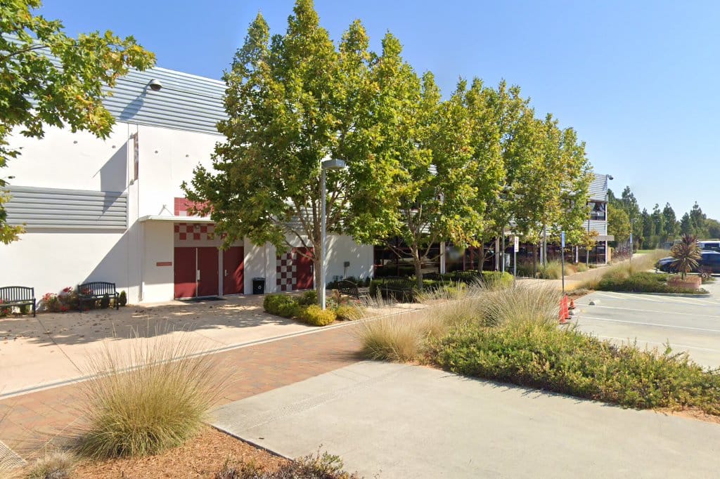 Mid-Peninsula High School