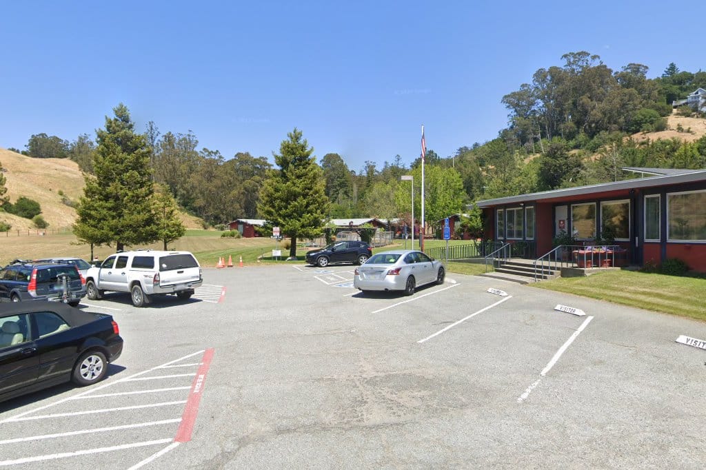 Oak Hill School