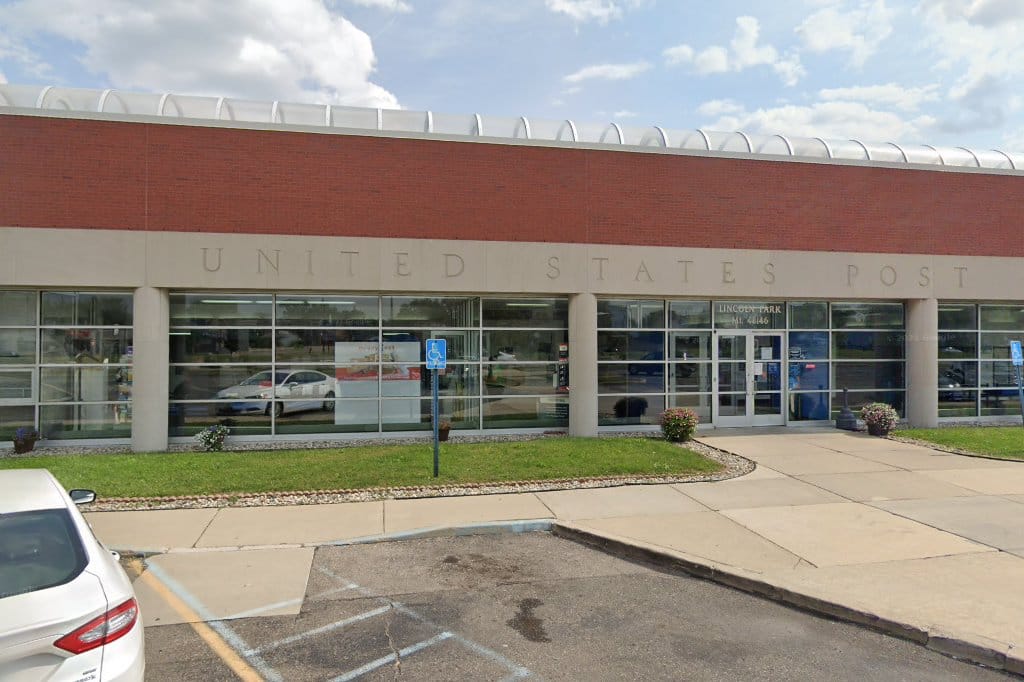 Lincoln Park Passport Office