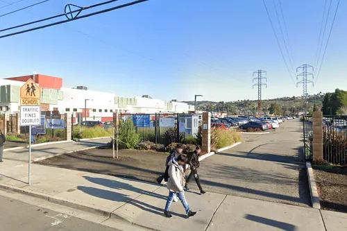 San Leandro High School
