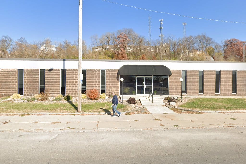 Iowa School of Beauty