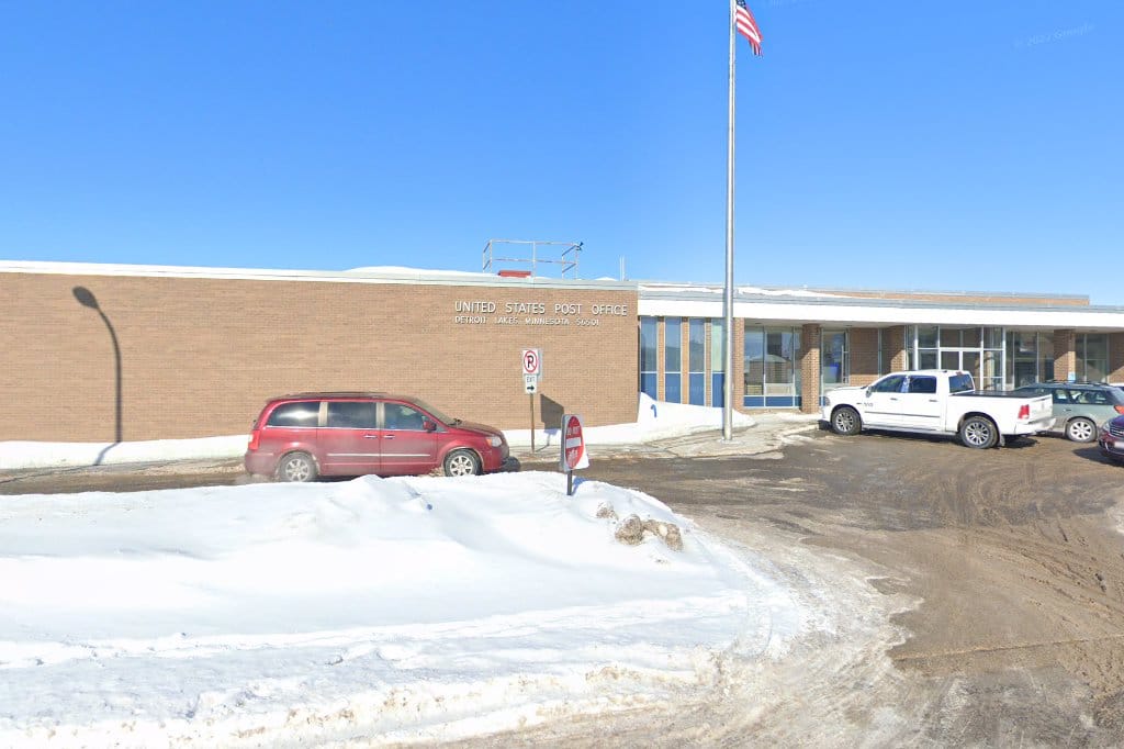 Detroit Lakes Passport Office