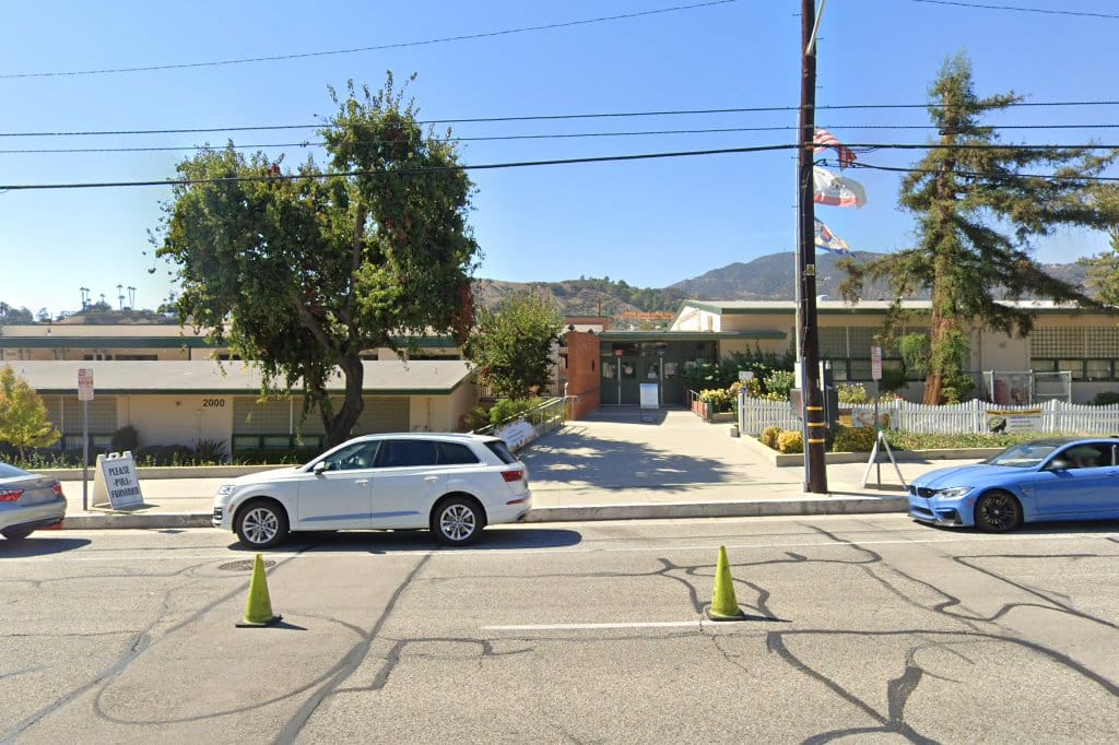 Verdugo Woodlands Elementary School