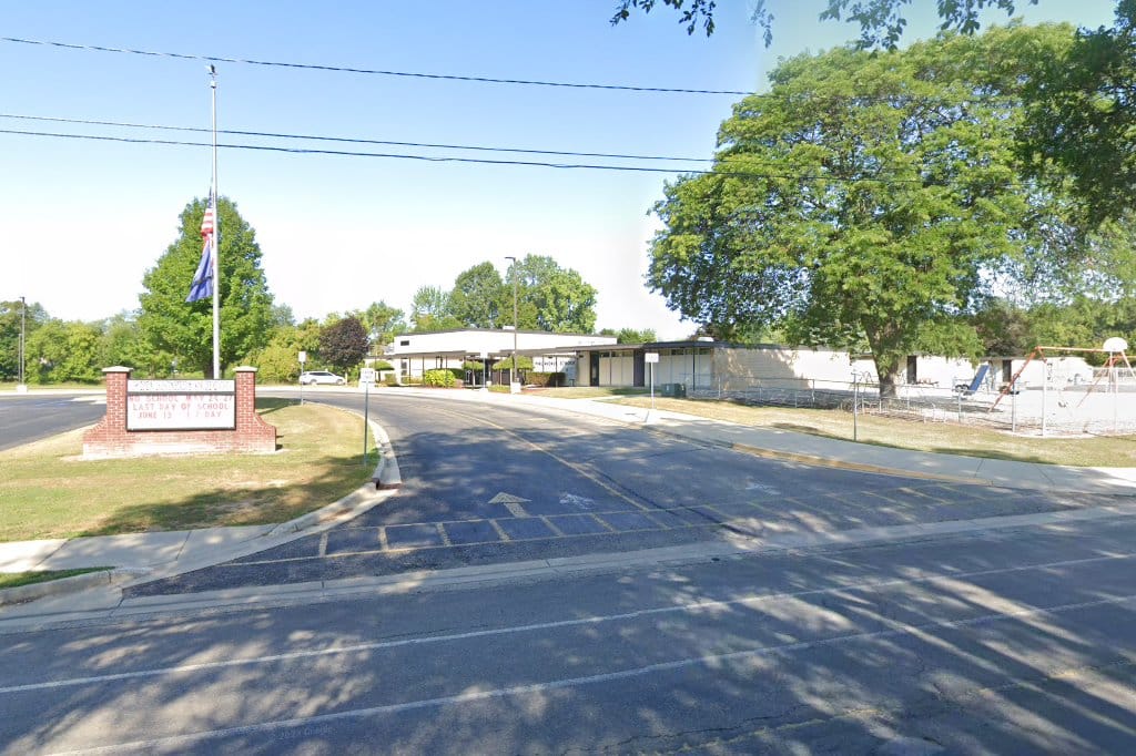Pine Avenue Elementary School