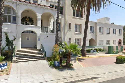 Los Angeles Leadership Academy