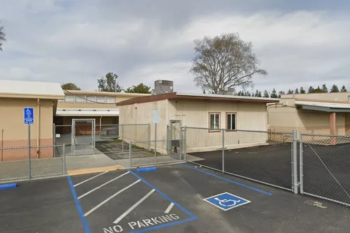Lorenzo Manor Elementary School