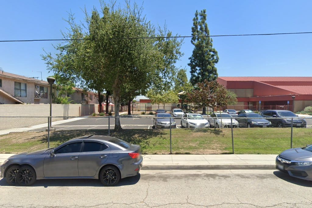 Twin Lakes Elementary School